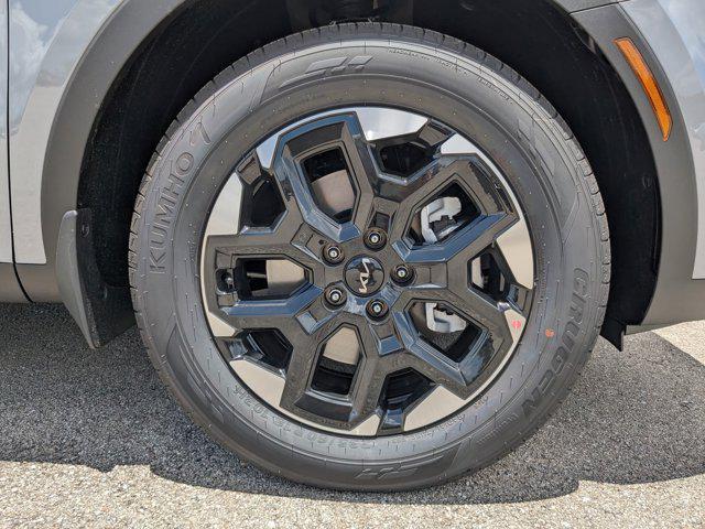 new 2025 Kia Sorento car, priced at $31,120