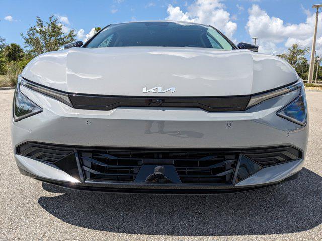 new 2025 Kia EV6 car, priced at $41,882