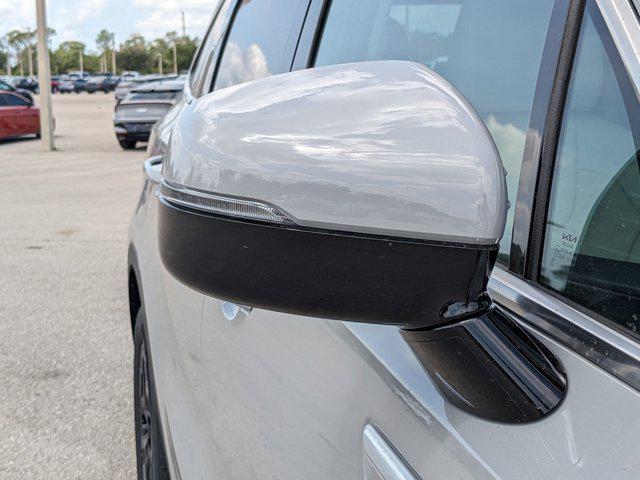 new 2025 Kia Sorento car, priced at $31,383