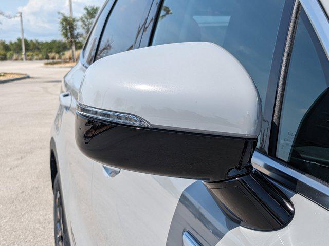 new 2025 Kia Sorento car, priced at $32,916