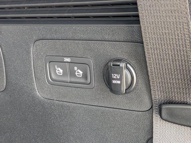 new 2025 Kia Sorento car, priced at $32,272