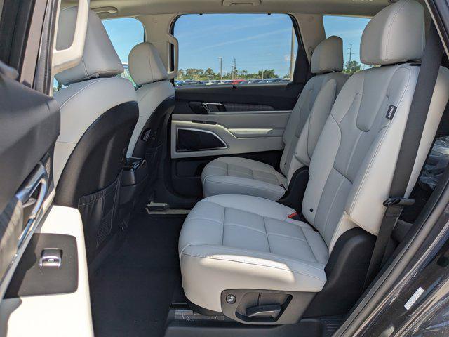 new 2025 Kia Telluride car, priced at $41,714