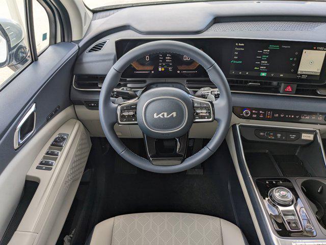 new 2026 Kia Carnival Hybrid car, priced at $40,036