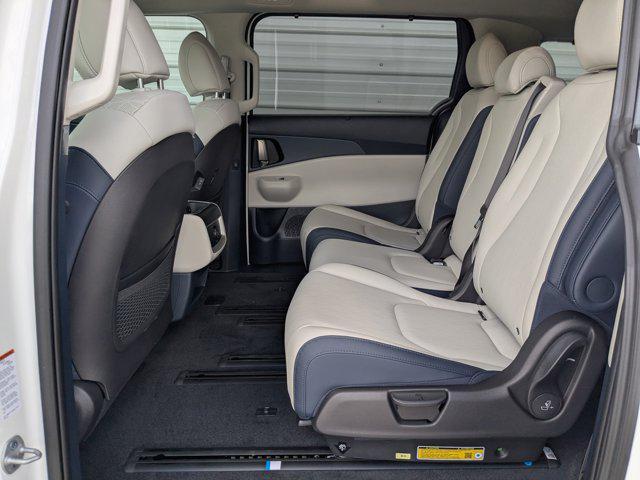 new 2026 Kia Carnival Hybrid car, priced at $40,036