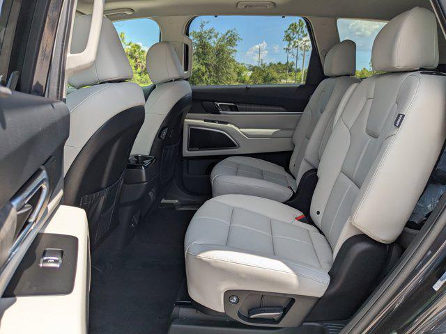 new 2025 Kia Telluride car, priced at $38,243