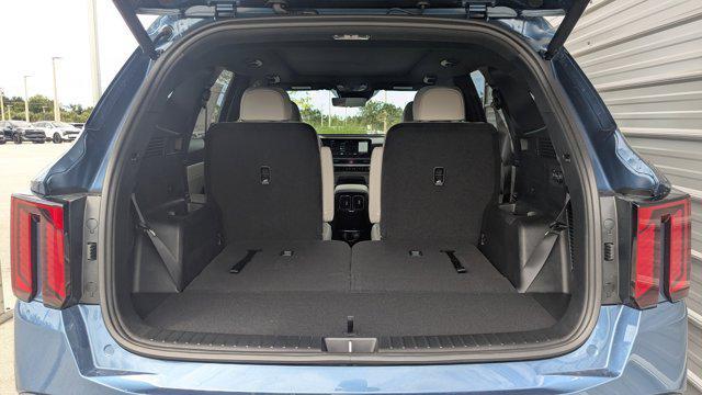 new 2025 Kia Sorento Hybrid car, priced at $41,395