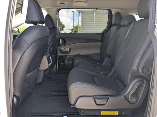 new 2026 Kia Carnival Hybrid car, priced at $40,498