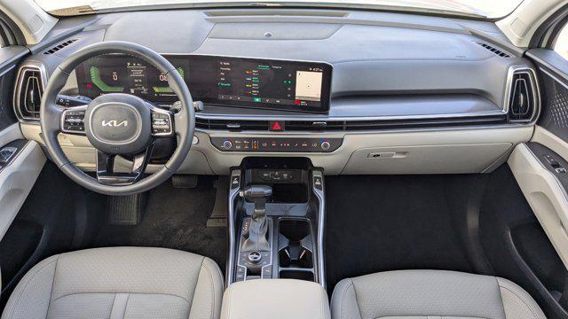 used 2025 Kia Sorento car, priced at $31,483