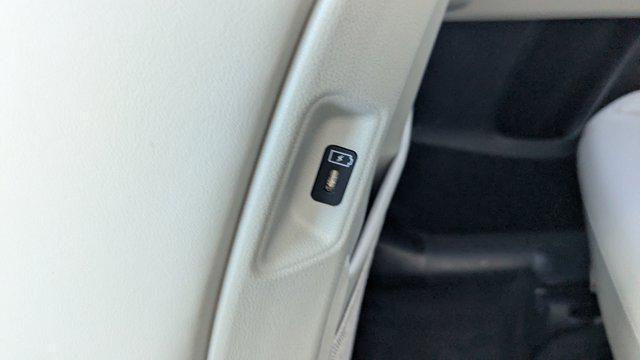 used 2025 Kia Sorento car, priced at $31,483