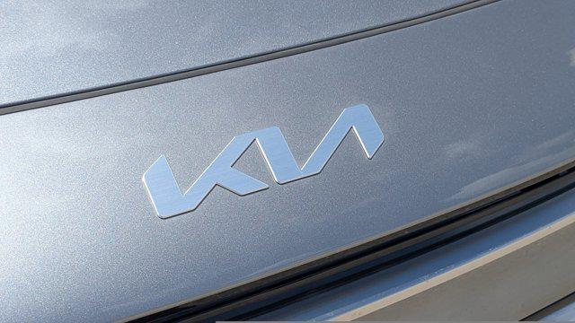 new 2025 Kia Niro car, priced at $28,692