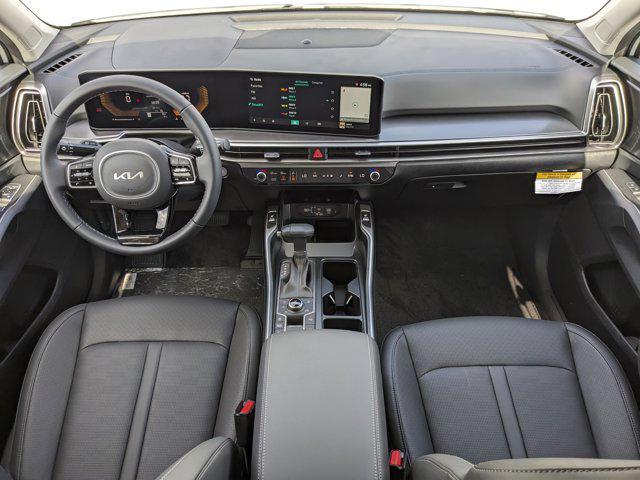 new 2025 Kia Sorento car, priced at $32,756