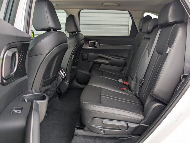 new 2025 Kia Sorento car, priced at $32,140