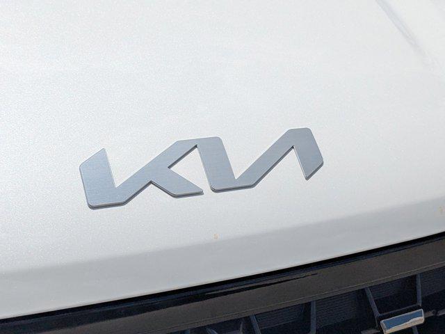 new 2026 Kia Carnival car, priced at $43,050