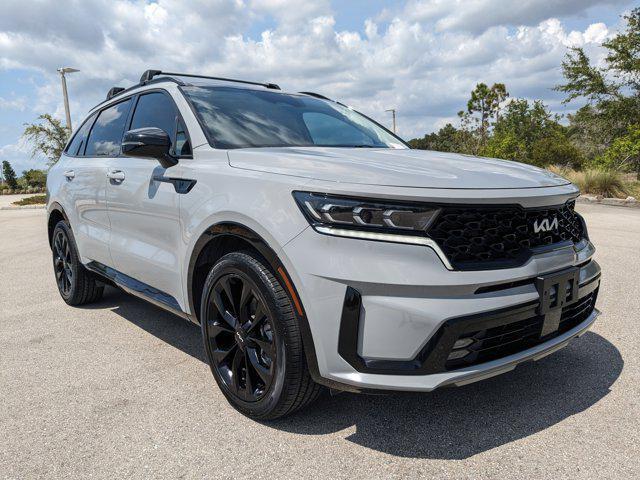 used 2022 Kia Sorento car, priced at $25,892