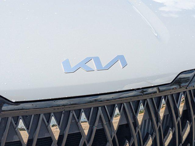 new 2026 Kia Carnival Hybrid car, priced at $40,036