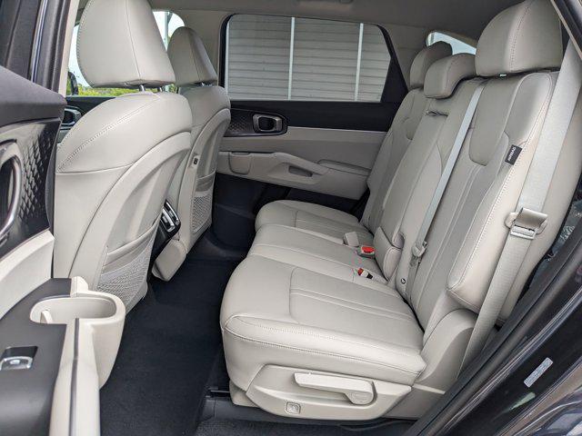 new 2025 Kia Sorento car, priced at $32,320