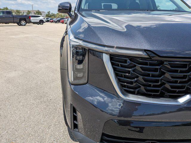 new 2025 Kia Sorento car, priced at $31,528