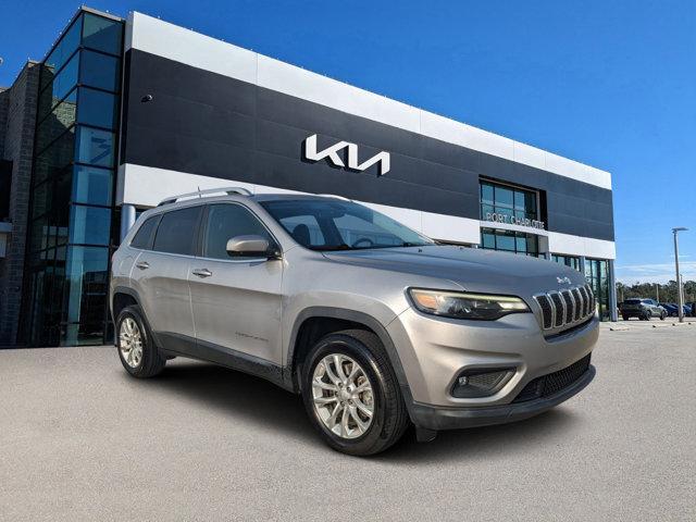 used 2019 Jeep Cherokee car, priced at $13,972