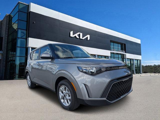 new 2025 Kia Soul car, priced at $21,613