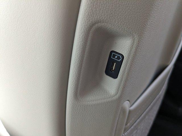new 2025 Kia Sorento car, priced at $32,140