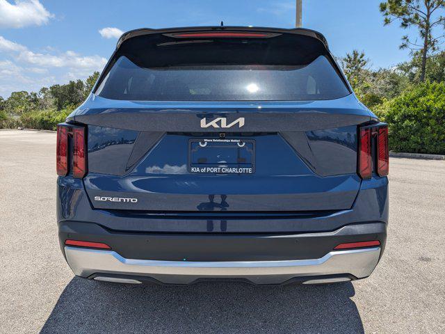 new 2025 Kia Sorento car, priced at $32,504