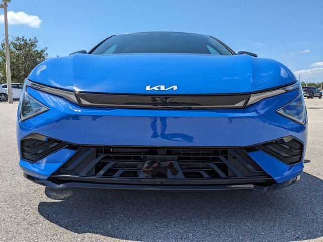 new 2025 Kia EV6 car, priced at $46,936