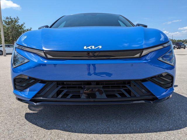 new 2025 Kia EV6 car, priced at $46,936