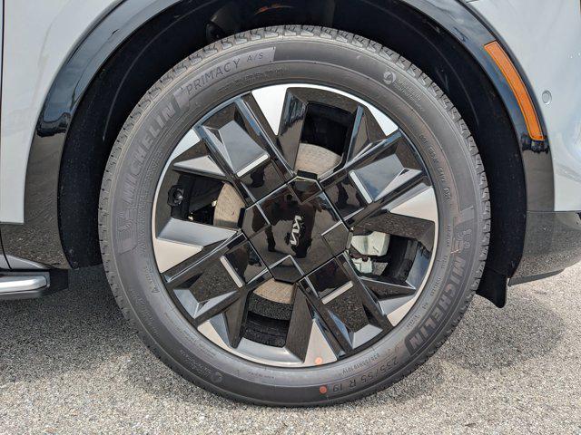 new 2026 Kia Sportage car, priced at $33,848