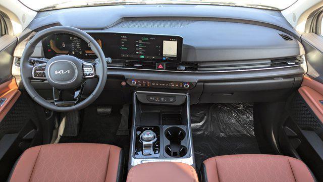 new 2026 Kia Carnival Hybrid car, priced at $40,106