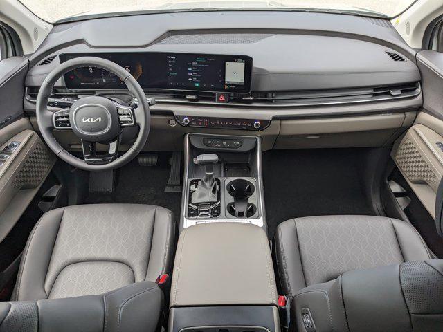 new 2025 Kia Carnival car, priced at $37,555