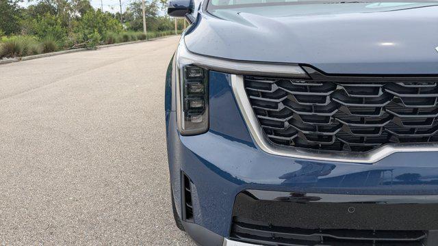 new 2026 Kia Sorento car, priced at $32,618
