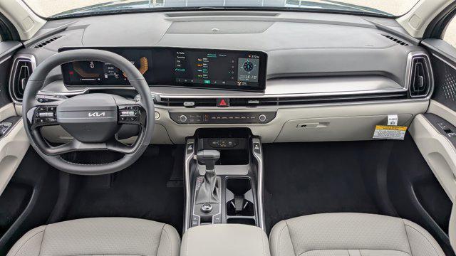 new 2026 Kia Sorento car, priced at $32,618