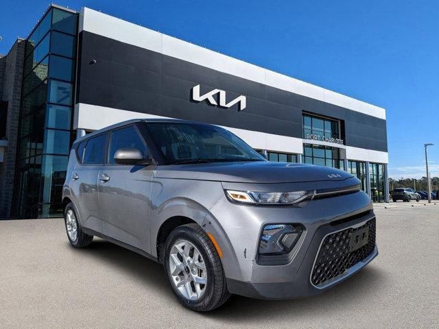 used 2022 Kia Soul car, priced at $15,993