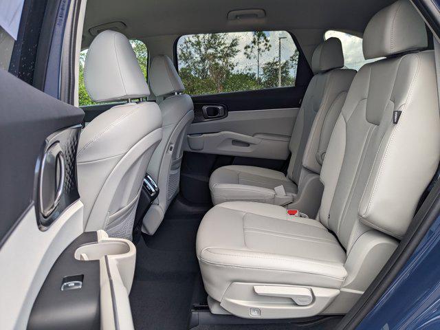 new 2025 Kia Sorento car, priced at $31,812