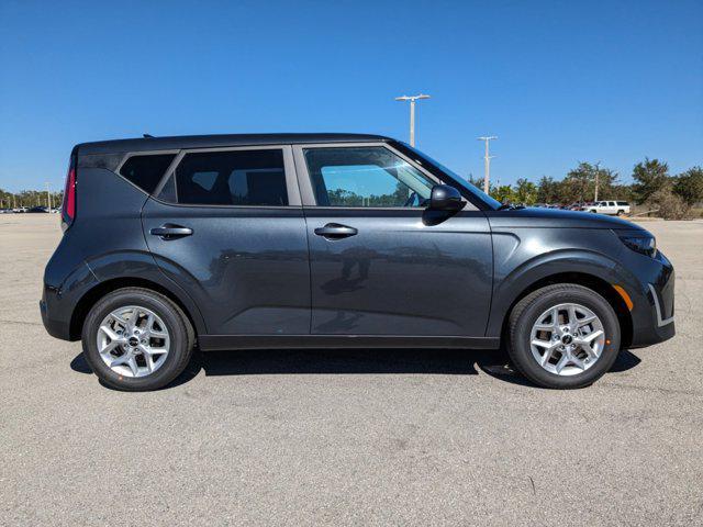 new 2025 Kia Soul car, priced at $21,590