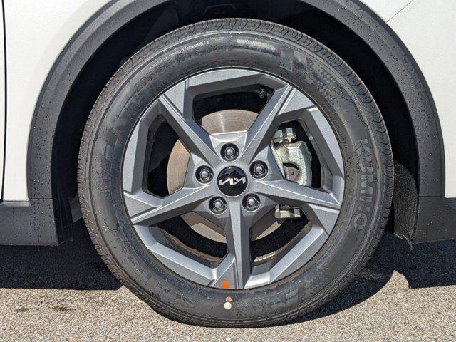 new 2025 Kia K4 car, priced at $21,103