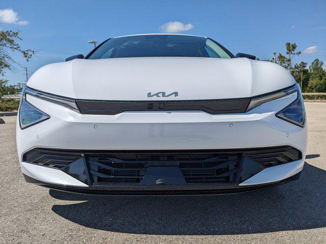 new 2025 Kia EV6 car, priced at $42,323