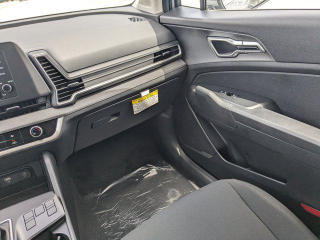 new 2025 Kia Sportage car, priced at $25,508