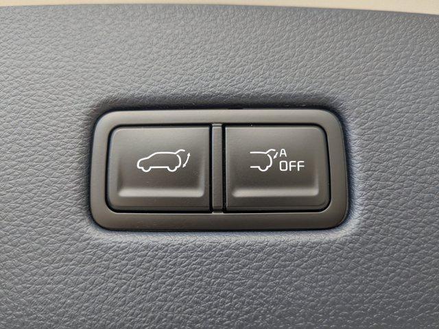 new 2026 Kia Carnival Hybrid car, priced at $40,036