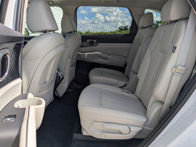 new 2025 Kia Sorento car, priced at $35,424