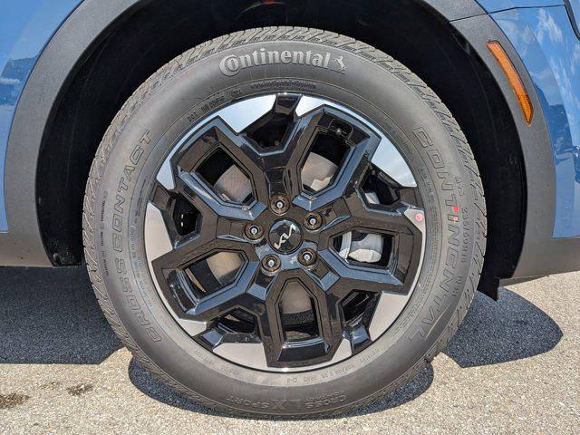 new 2025 Kia Sorento car, priced at $31,332