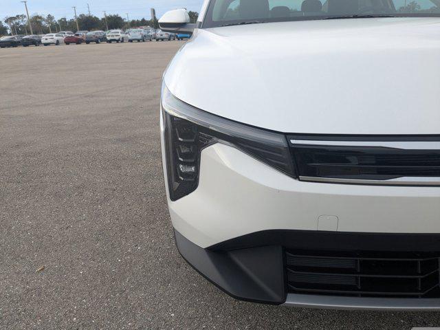 new 2025 Kia K4 car, priced at $22,104