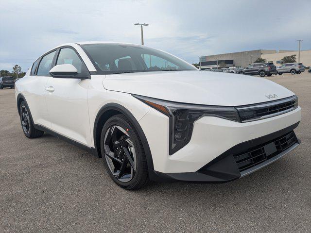 new 2025 Kia K4 car, priced at $22,104