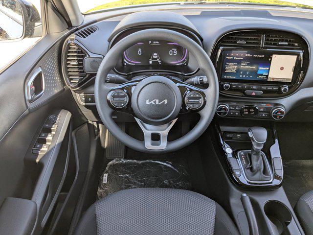 new 2025 Kia Soul car, priced at $21,916