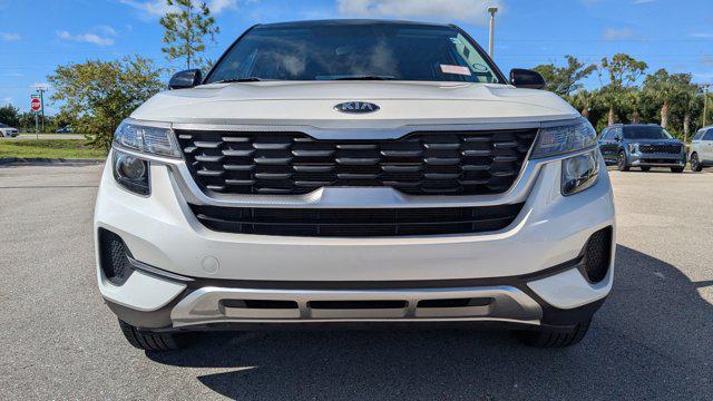 used 2021 Kia Seltos car, priced at $17,381