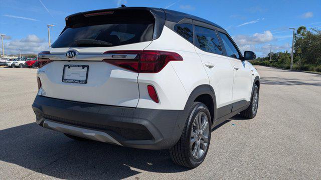 used 2021 Kia Seltos car, priced at $17,381