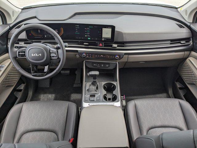 new 2025 Kia Carnival car, priced at $35,583