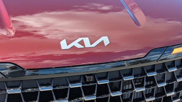 new 2026 Kia Carnival Hybrid car, priced at $43,947