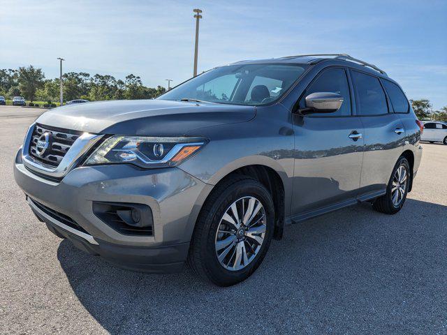 used 2020 Nissan Pathfinder car, priced at $13,999