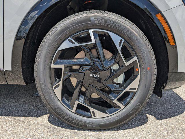 new 2025 Kia Sportage car, priced at $30,600